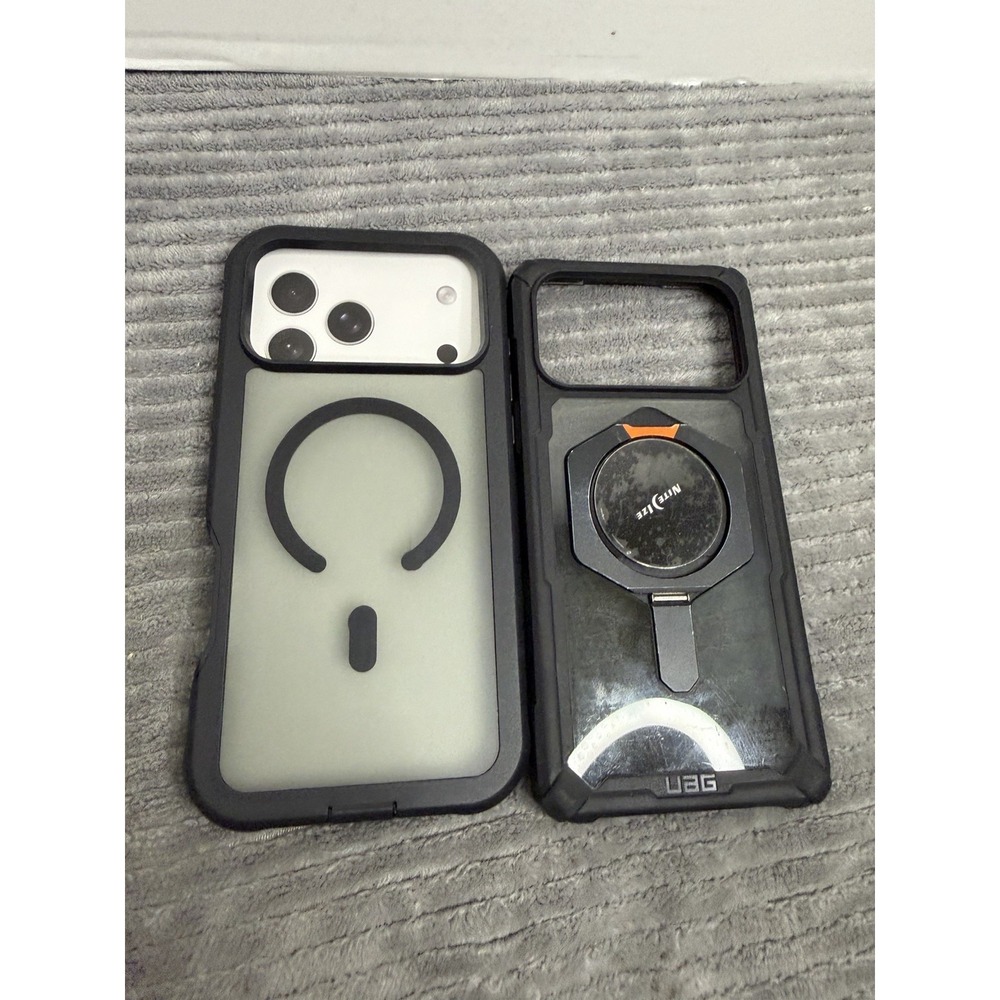 iPhone 17 Prom Max 2 Cases - Picture 2 of 3